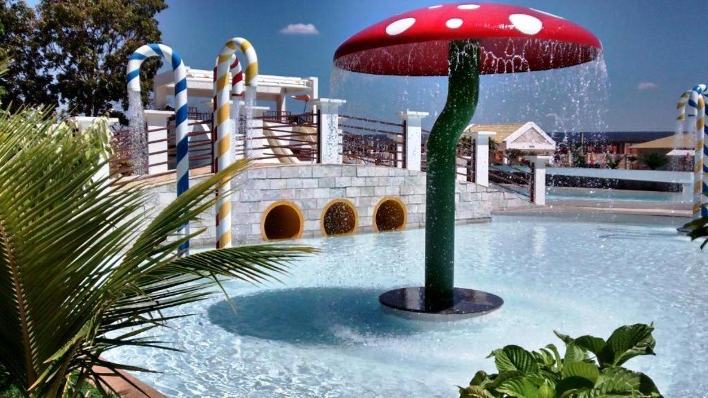 L'Acqua Diroma - Suites Confortaveis - Diversao Garantida - Piscina De Ondas Exclusiva 카우다스노바스 외부 사진